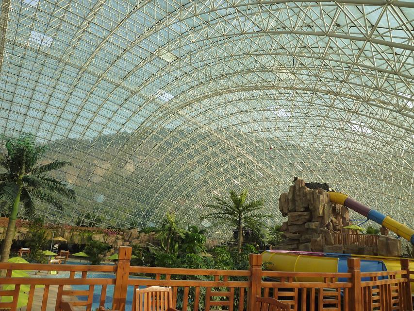 岑溪游乐场网架
